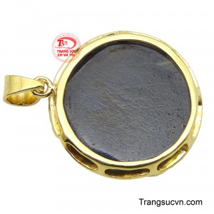 Món quà này là lời nhắc nhở về tình mẫu tử thiêng liêng, vĩnh cửu.