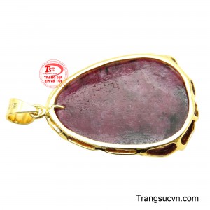 Món quà này là lời nhắc nhở rằng: sự kiên định và lòng từ bi sẽ giúp bạn vượt qua mọi thử thách trong cuộc sống.