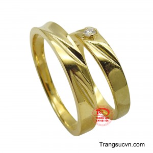 Đây không chỉ là món trang sức mà còn là biểu tượng của sự son sắt, là lời hứa hẹn cho một hạnh phúc trọn vẹn.