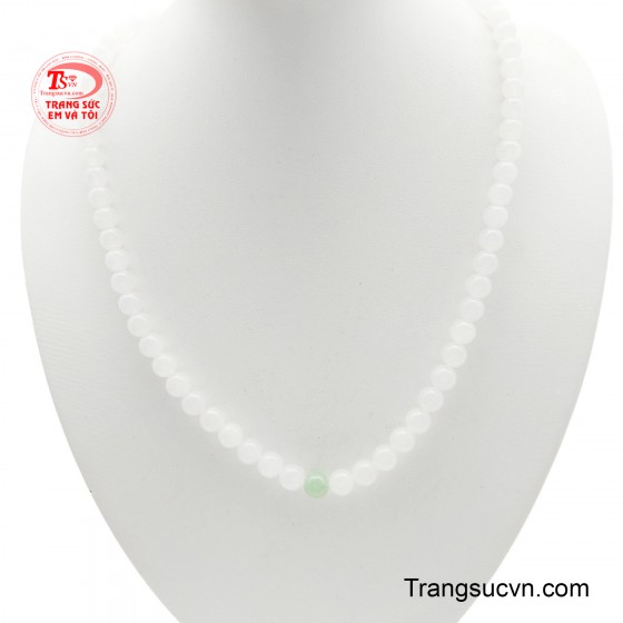 Chuỗi cổ ngọc cẩm thạch đẹp