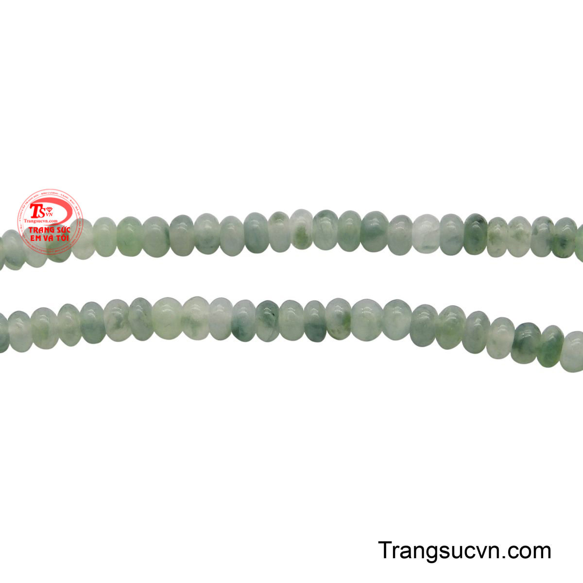 Thiết kế tinh tế và truyền thống này dễ dàng kết hợp với mọi trang phục, là món trang sức quý giá và hộ mệnh cho người sở hữu.