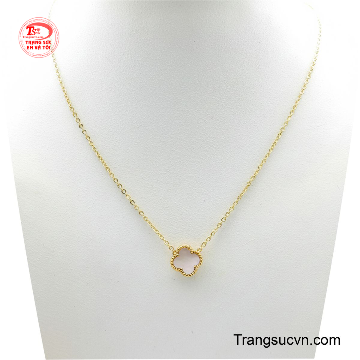 Dây chuyền nữ vàng trang nhã với thiết kế thanh lịch và nhẹ nhàng, biểu tượng cho sự may mắn và duyên dáng.