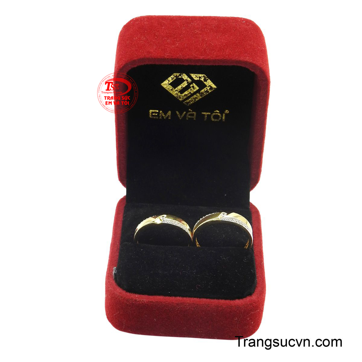 Sản phẩm được giao hàng toàn quốc.