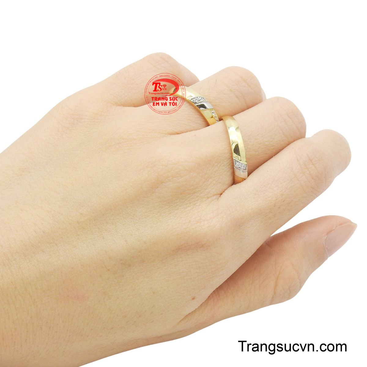 Đây chính là món quà ý nghĩa để dành tặng cho các cặp đôi trong ngày trọng đại của mình.