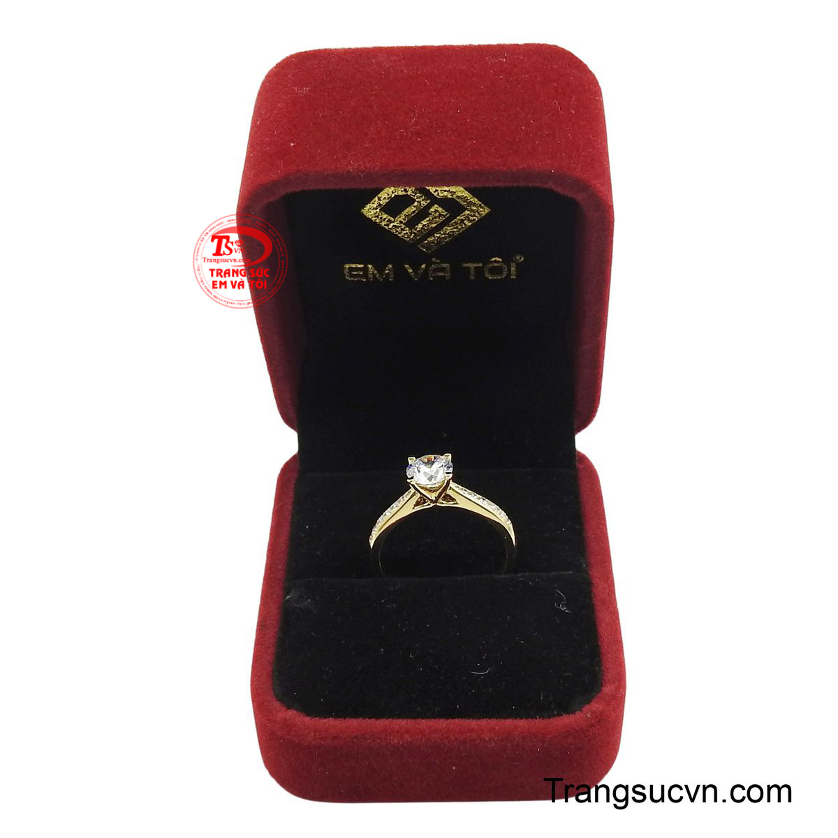 Sản phẩm được giao hàng toàn quốc.