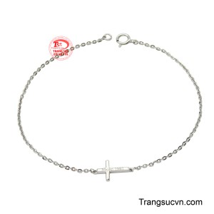 Lắc tay thánh giá thời thượng là một thiết kế tinh tế và thời thượng, mang ý nghĩa bình an và đức tin một cách kín đáo.