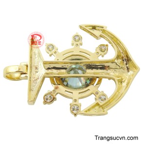 Đây là món trang sức hoàn hảo thể hiện phong thái đàn ông đầy cá tính, tượng trưng cho sự kiên định và bình an trên mọi hành trình.