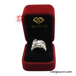 Sản phẩm được giao hàng toàn quốc.