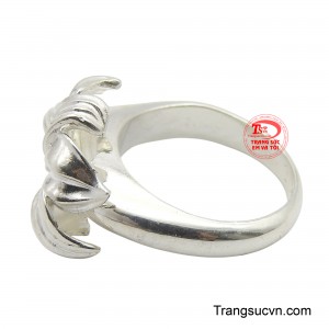 Hãy lựa chọn cho mình những chiếc nhẫn phù hợp với phong cách và sở thích riêng chủa mình các bạn nhé!