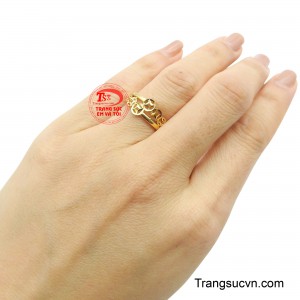 Đây là món trang sức hoàn hảo để người phụ nữ thể hiện gu thẩm mỹ tinh tế và khao khát viên mãn trong cuộc sống.