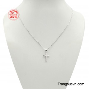 Bộ dây chuyền thánh giá bảo hộ đức tin là hiện thân của vẻ đẹp thanh khiết và niềm tin vững vàng.