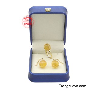 Sản phẩm được giao hàng toàn quốc.