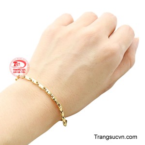 Sản phẩm được chế tác theo yêu cầu.