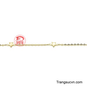 Hãy để món trang sức kiêu sa này nhắc nhở bạn luôn là ngôi sao sáng trong cuộc sống của mình