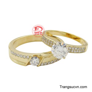 Nhẫn cưới vàng tây 14k thủy chung là minh chứng cho một tình yêu trọn vẹn và lời thề nguyện thủy chung trong ngày trọng đại.