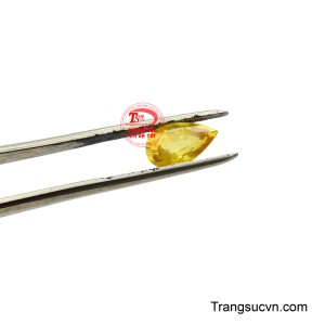 Ngoài ra theo phong thủy, đá Sapphire biểu tượng cho sự thịnh vượng, là viên đá cho người mệnh Thổ.