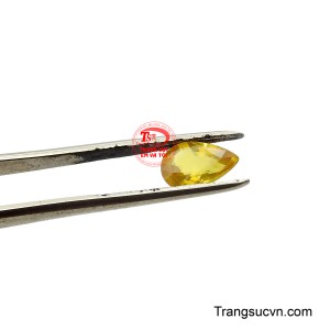 Màu sắc này rất phù hợp để đính vào mặt dây chuyền vàng trắng hoặc vàng vàng, tạo nên món trang sức cá tính và đẳng cấp cho những buổi tiệc hoặc sự kiện quan trọng.