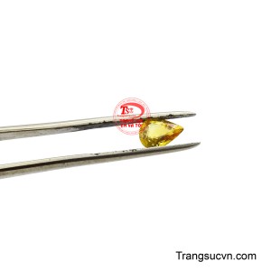 Ngoài ra đá saphie còn là biểu tượng của tình yêu, hôn nhân bền vững, sự giàu có và lòng chung thủy.