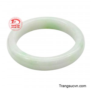 Mang theo vẻ đẹp thanh khiết đến mức tưởng chừng có thể nghe được hơi thở trong trẻo của thiên nhiên.