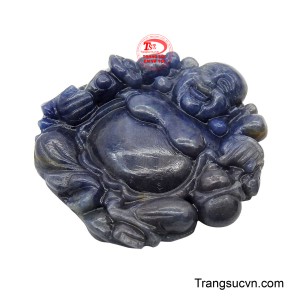 Với nụ cười viên mãn, hỉ hả và không giới hạn, như một lời khẳng định về sự an lạc tuyệt đối. 