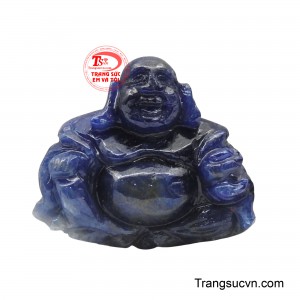 Mặt phật di lặc tụ khí được chế tác từ đá sapphire xanh lam, màu đá hài hòa giúp hấp thụ, quy tụ, ổn định năng lượng nguồn khí quanh người đeo. 