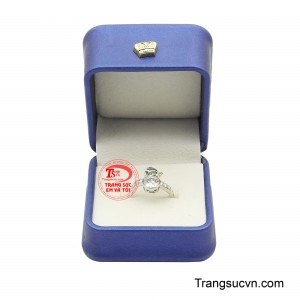 Sản phẩm được giao hàng toàn quốc.