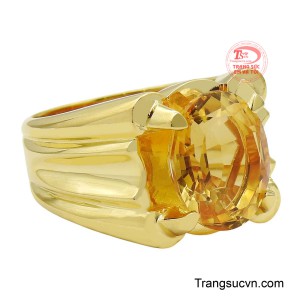 Theo phong thủy, thạch anh vàng hỗ trợ gia tăng vượng khí, củng cố ý chí và sự quyết đoán.