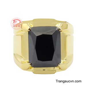 Sắc vàng sang trọng kết hợp cùng đá tối màu tạo nên điểm nhấn cuốn hút, dễ dàng thu hút ánh nhìn ngay từ lần đầu.