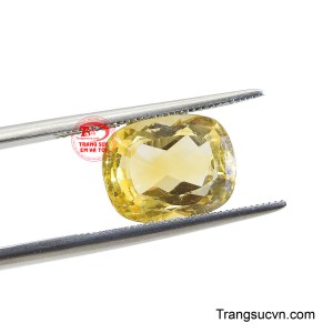 Sản phẩm có đầy đủ giấy kiểm định đá quý.