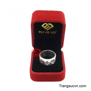 Sản phẩm được giao hàng toàn quốc.