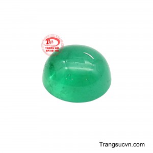 Sắc xanh lục dịu mát của đá được tin là giúp làm dịu cảm xúc, giảm căng thẳng và nuôi dưỡng nguồn năng lượng tích cực, hỗ trợ sự tập trung và minh mẫn trong tư duy. 