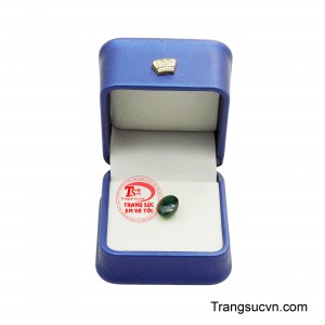 Emerald là món quà mang giá trị cao cả về thẩm mỹ lẫn ý nghĩa, đặc biệt thích hợp dành tặng cho người thân yêu