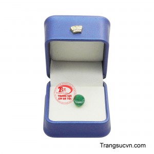 Đặt Emerald bên người như mang theo một nguồn sinh lực giúp chủ nhân cảm thấy an tâm, vững vàng và tự tin hơn trong công việc lẫn cuộc sống.
