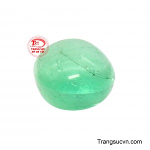 Ánh xanh dịu mát, không phô trương, mà lan tỏa đều, tạo cảm giác dễ chịu và tin cậy ngay từ ánh nhìn đầu tiên. 