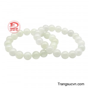 Như một điểm nhấn tinh tế giúp tôn lên sự thanh lịch và nhã nhặn của người sở hữu.