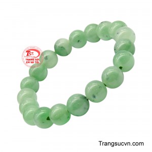 Thiết kế chuỗi tròn đều tượng trưng cho sự tuần hoàn của năng lượng, mang ý nghĩa hội tụ phúc khí, bền bỉ và phát triển lâu dài. 