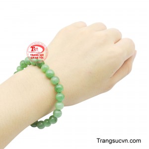 Thích hợp cho người làm kinh doanh hoặc mong cầu phát triển sự nghiệp.