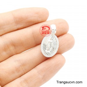 Thích hợp dành tặng người thân, bạn bè trong các dịp đặc biệt như sinh nhật, lễ rửa tội, lễ bổn mạng hoặc những cột mốc quan trọng trong cuộc sống.