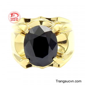 Đồng thời mang ý nghĩa thu hút năng lượng tích cực, giúp người đeo thêm tự tin trên con đường sự nghiệp.