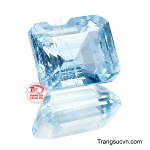 Giữa thế giới đá quý rực rỡ, viên Aquamarine này nổi bật như một biểu tượng của sự thanh lịch và tinh tế hiện đại. 