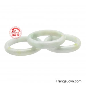 Không xử lý, không nhuộm màu, giữ trọn vẹn vẻ đẹp thuần khiết và năng lượng tinh túy của đất trời. 