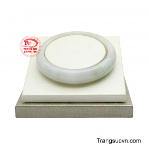 Mỗi chiếc vòng là một phiên bản duy nhất.