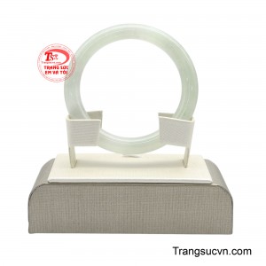 Tên gọi “Thanh Sương” được lấy cảm hứng từ chính vẻ đẹp trong trẻo, thuần khiết và thanh nhã.