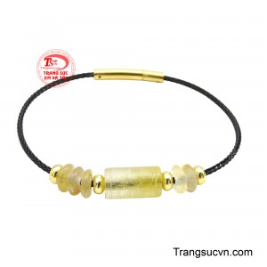 Sự kết hợp giữa lu thống và đồng xu tạo nên một tổng thể hài hòa, gửi gắm thông điệp về sự hanh thông trong công việc, tài vận bền vững và cuộc sống đủ đầy. 