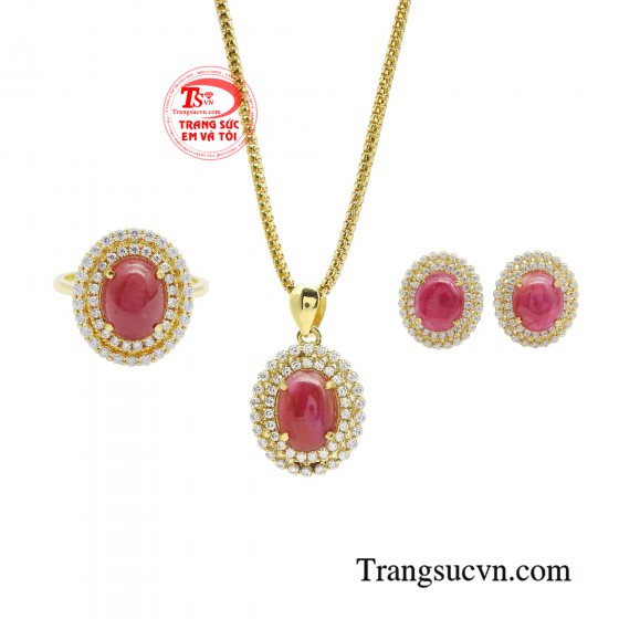 Bộ trang sức ruby kiêu sa