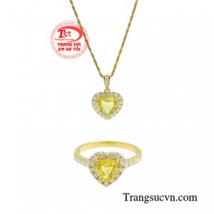 Bộ trang sức saphir trái tim