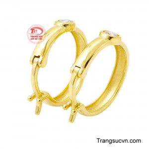 Khám phá thêm nhiều mẫu trang sức đẳng cấp tại Trang Sức Em Và Tôi để tôn vinh vẻ đẹp riêng của bạn mỗi ngày.