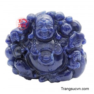 Mặt sapphire Phật Di Lặc thịnh vượng mang vẻ đẹp an nhiên và sang trọng.