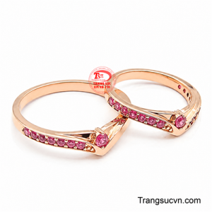 Mỗi chi tiết được chế tác tỉ mỉ như cách tình yêu được vun đắp từ những điều chân thành nhất.