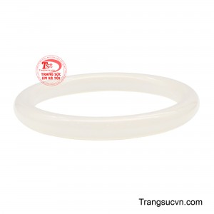 Thiết kế nguyên khối tròn đầy tượng trưng cho sự viên mãn, bình an và tài lộc bền vững.